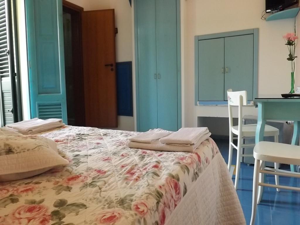 Araucaria Bed and Breakfast Torre San Giovanni Kamer foto